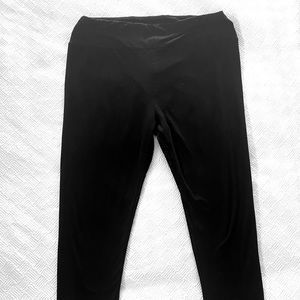 LulaRoe solid Black Large leggings